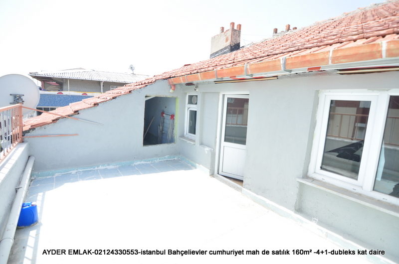 istanbul Bahçelievler cumhuriyet mah de satılık 160m² -4+1-dubleks kat daire