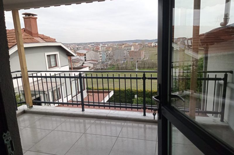 istanbul Arnavutköy taşoluk da satılık 300m² 6+1 –tribleks villa