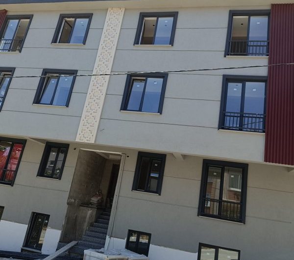 istanbul Arnavutköy mehmet Akif mah de havalimana yakın satılık 90m² 2+1 –sıfır 1. Kat daire