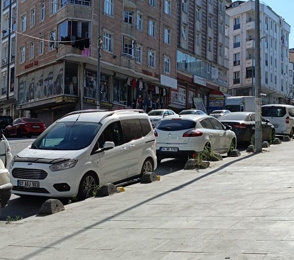 istanbul Arnavutköy Anadolu mah de cadde üzeri satılık 175m²–sıfır giriş kat dükkan