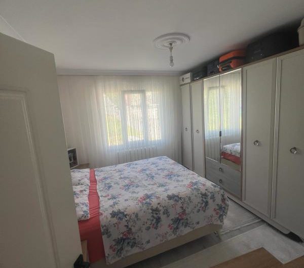 Arnavutköy karlıbayır mah de havalimana yakın satılık 85m² 2+1 –1. kat daire