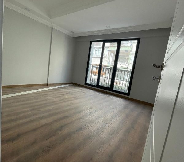 istanbul Bahçelievler soğanlı mah de satılık 95 m² 2+1- 4.kat daire