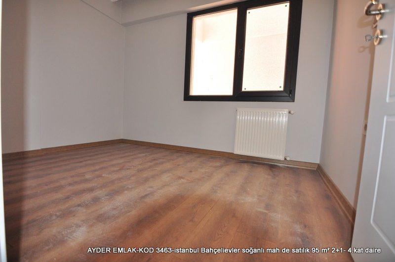 istanbul Bahçelievler soğanlı mah de satılık 95 m² 2+1- 4.kat daire