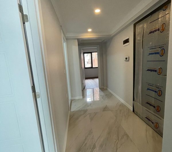 istanbul Bahçelievler soğanlı mah de satılık 95 m² 2+1- 4.kat daire