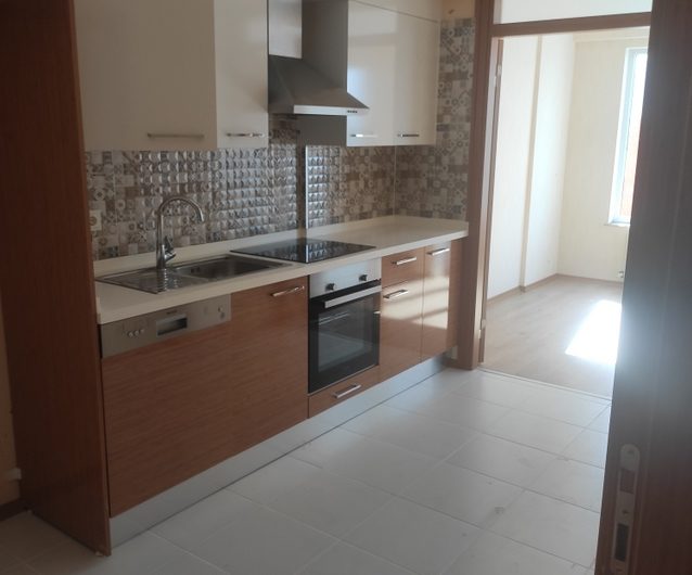 havalimanına yakın site içinde kiralık 115 m² 2+1 5.kat daire