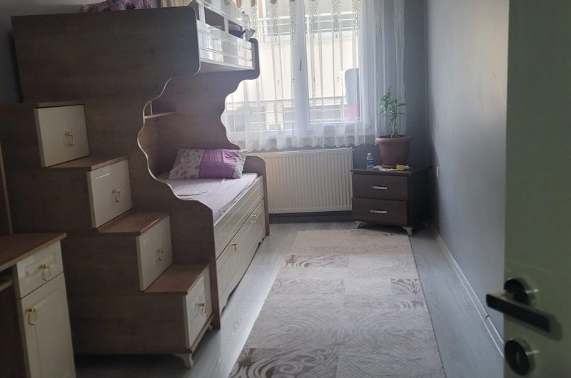 istanbul Esenyurt  hürriyet mah de butik site içinde satılık 95 m² 2+1 – 1. kat daire