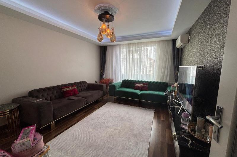 istanbul Bahçelievler Cumhuriyet mahde kiralık 80m² 2+1-3. kat daire
