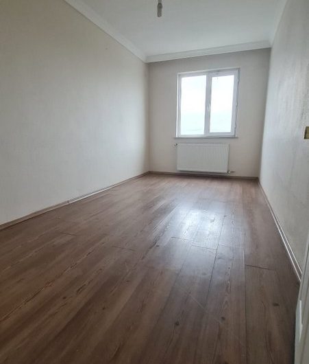Arnavutköy taşoluk Adnan menderes mah de  havalimanına yakın satılık 135 m² 3+1 – 1. kat daire
