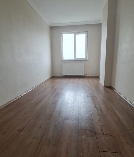 Arnavutköy taşoluk Adnan menderes mah de  havalimanına yakın satılık 135 m² 3+1 – 1. kat daire
