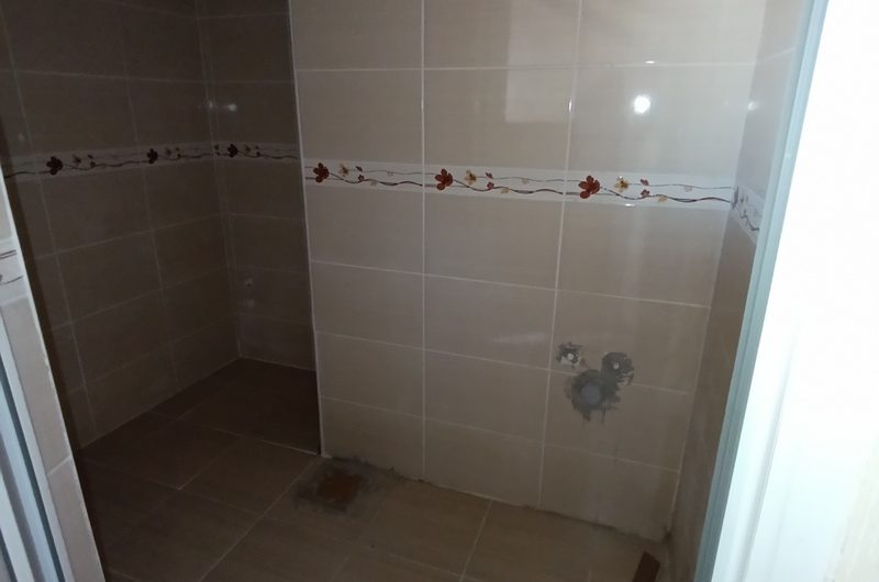 taşoluk Adnan menderes mah de  havalimanına yakın satılık 175 m² 4+1 – dubleks. kat daire