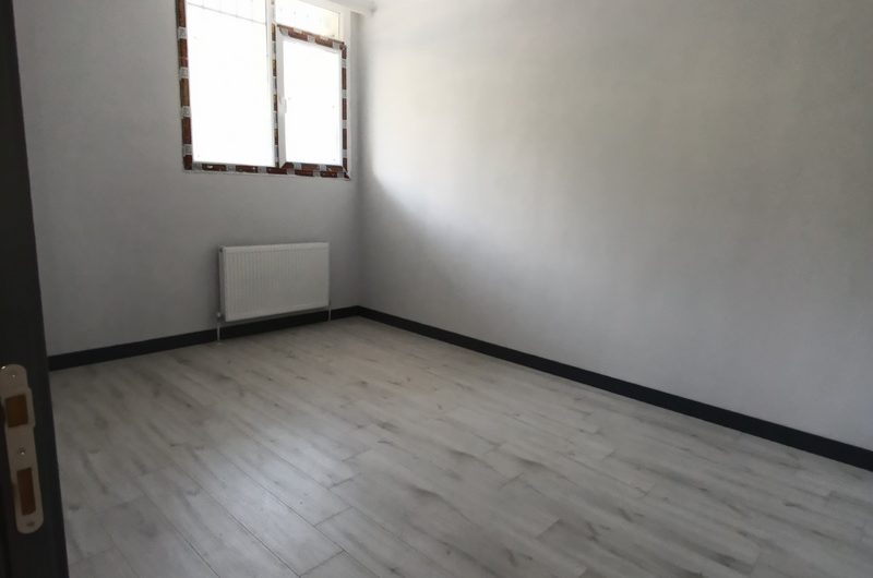 Arnavutköy taşoluk mah de havalimanına yakın satılık 160 m² 5+1 – bahçedubleks. kat daire
