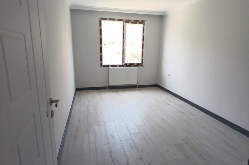 Arnavutköy taşoluk mah de havalimanına yakın satılık 107m² 2+1 –1.kat daire