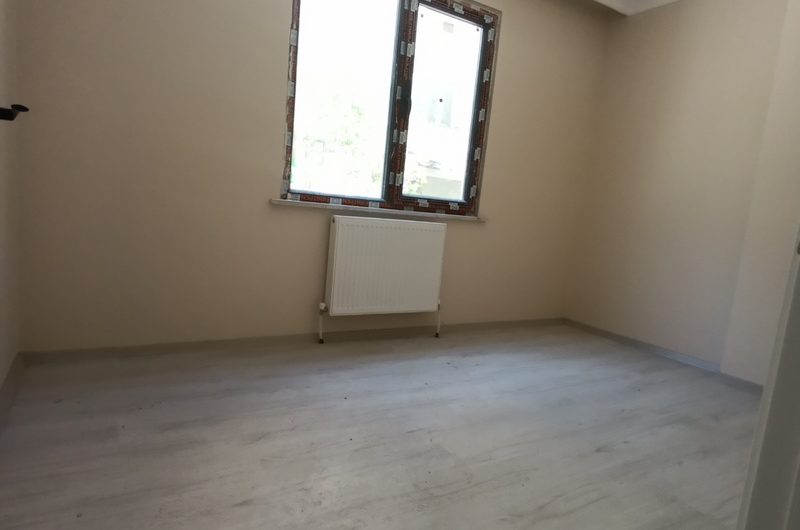 Mustafa kemal paşa mah de havalimanına yakın satılık 180m² 5+1 –bahçe dubleks.kat daire