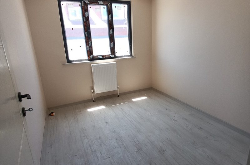 istanbul Arnavutköy Mustafa kemal paşa mah de havalimanına yakın satılık 220m² 7+1 –dubleks.kat daire