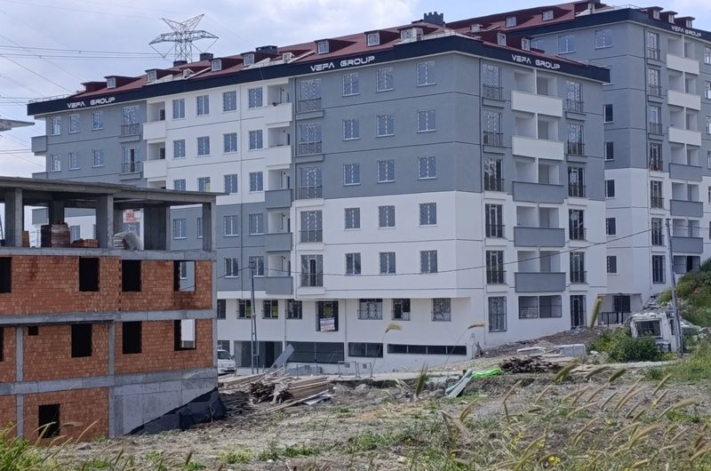Arnavutköy hadımköy mah de  havalimanına yakın satılık 220 m² 5+1 – dubleks  kat daire