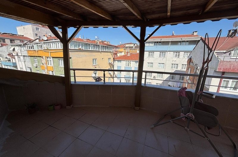 istanbul Bahçelievler soğanlı mah de satılık 200m² 5+1- dubleks.kat daire