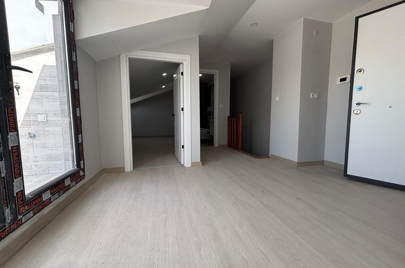 istanbul Bahçelievler soğanlı mah de satılık 125m² 3+1- dubleks.kat daire