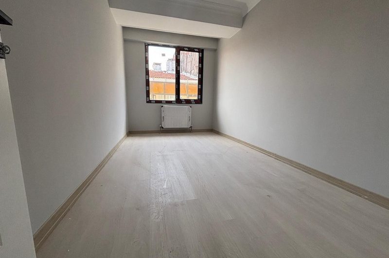 istanbul Bahçelievler soğanlı mah de satılık 125m² 3+1- dubleks.kat daire