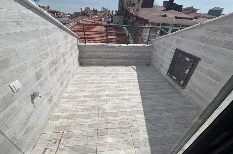istanbul Bahçelievler soğanlı mah de satılık 125m² 3+1- dubleks.kat daire