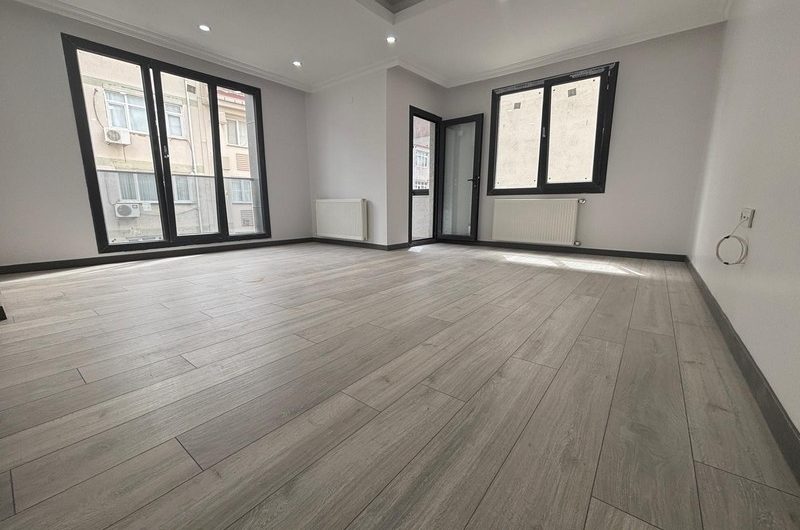 istanbul Bahçelievler soğanlı mah de satılık 145m² 3+1- 2.kat daire