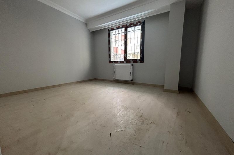 istanbul Bahçelievler soğanlı mah de satılık 88m² 2+1- yüksek giriş.kat daire