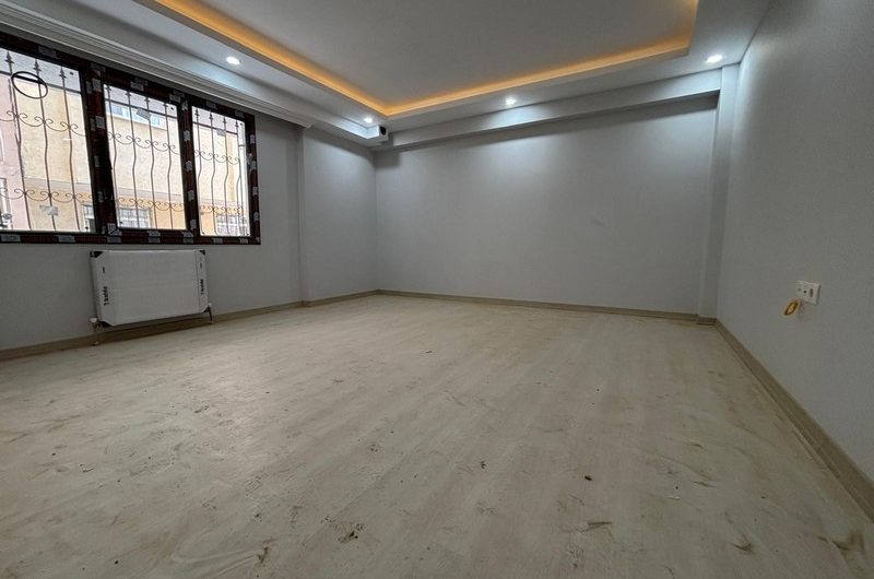 istanbul Bahçelievler soğanlı mah de satılık 88m² 2+1- yüksek giriş.kat daire