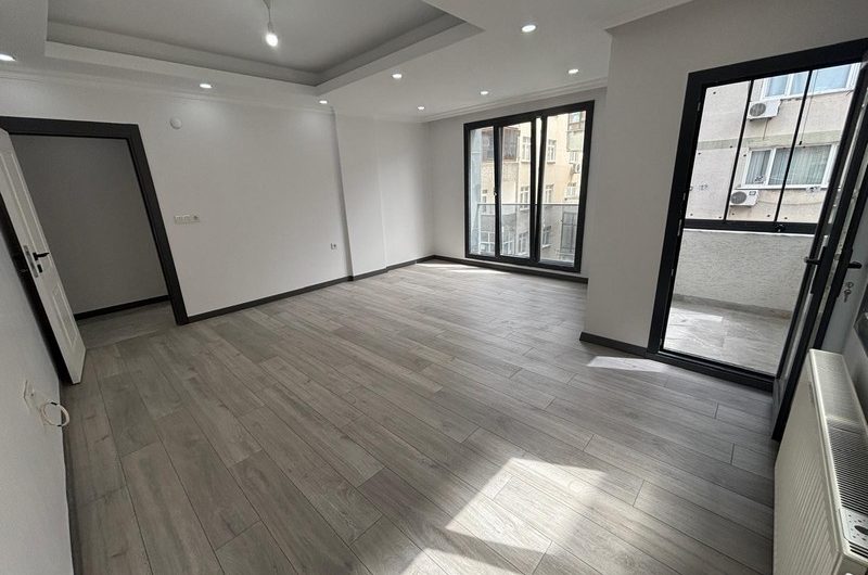 istanbul Bahçelievler soğanlı mah de satılık 145m² 3+1- 2.kat daire