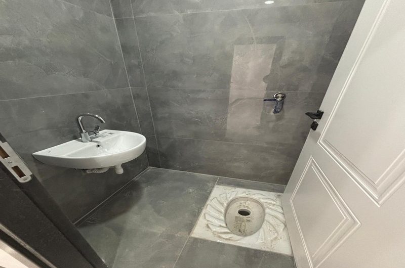 istanbul Bahçelievler soğanlı mah de satılık 145m² 3+1- 2.kat daire