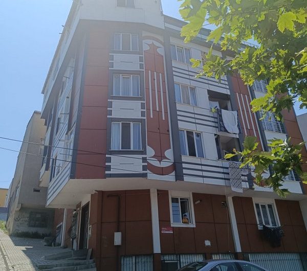 istanbul Arnavutköy yunusemre mah de havalimanına yakın kiralık 75m² 2+1 –çatı. kat daire