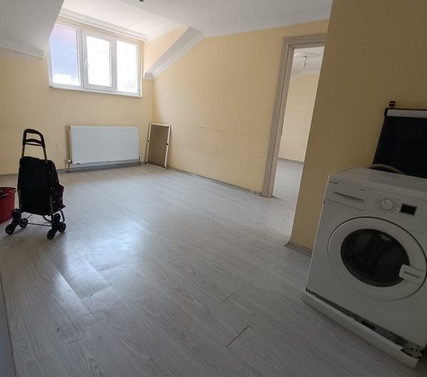 istanbul Arnavutköy yunusemre mah de havalimanına yakın kiralık 75m² 2+1 –çatı. kat daire