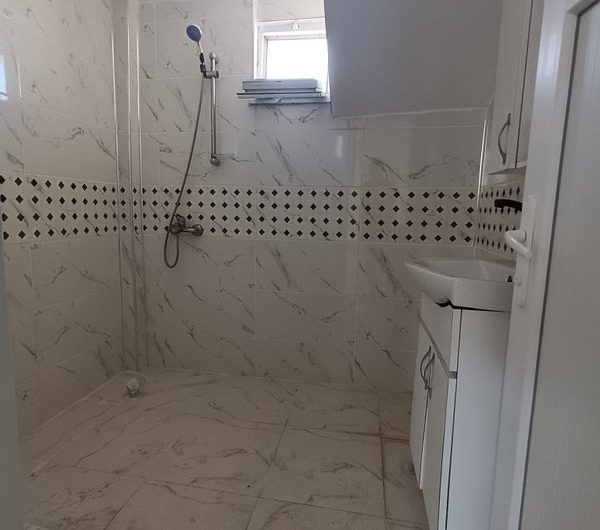 istanbul Arnavutköy yunusemre mah de havalimanına yakın kiralık 75m² 2+1 –çatı. kat daire