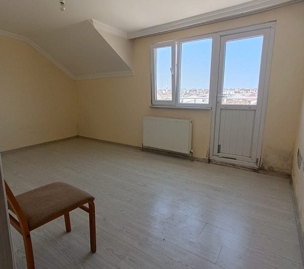 istanbul Arnavutköy yunusemre mah de havalimanına yakın kiralık 75m² 2+1 –çatı. kat daire