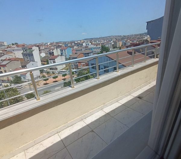 istanbul Arnavutköy yunusemre mah de havalimanına yakın kiralık 75m² 2+1 –çatı. kat daire