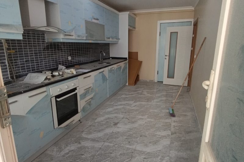 istanbul Arnavutköy hastane mah de  havalimanına yakın satılık 140 m² 3+1 – 3. kat daire