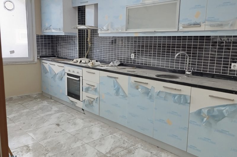 istanbul Arnavutköy hastane mah de  havalimanına yakın satılık 140 m² 3+1 – 3. kat daire