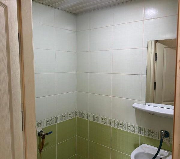 istanbul Arnavutköy hadımköy mah de  havalimanına yakın site içinde satılık 75 m² 2+1 -6. kat daire