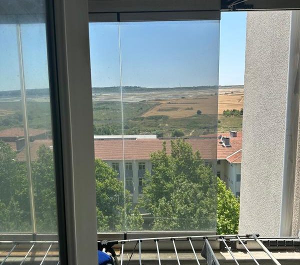 istanbul Arnavutköy hadımköy mah de  havalimanına yakın site içinde satılık 75 m² 2+1 -6. kat daire
