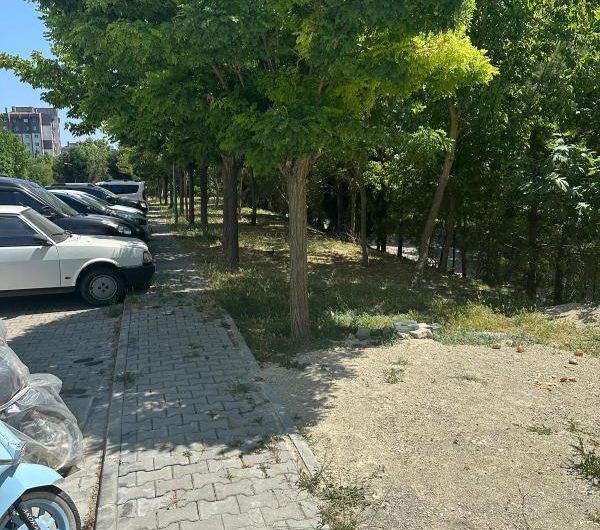 istanbul Arnavutköy hadımköy mah de  havalimanına yakın site içinde satılık 75 m² 2+1 -6. kat daire