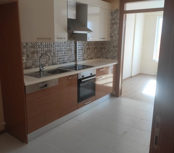 hadımköy mah de  havalimanına yakın site içinde satılık 115 m² 2+1 – 2. kat daire