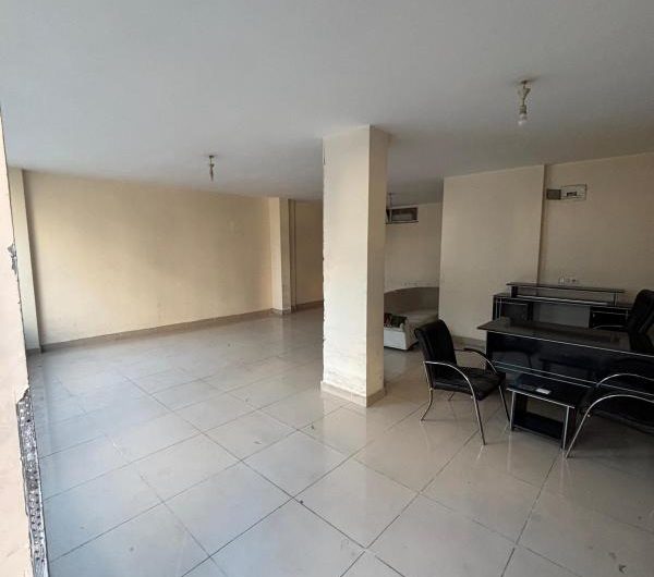 Bahçelievler kocasinan merkez mah de kiralık 80 m² giriş. kat dükkan