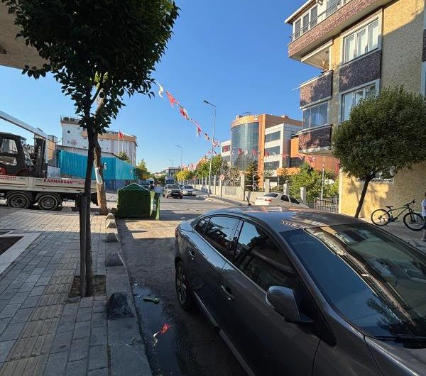 Bahçelievler kocasinan merkez mah de kiralık 80 m² giriş. kat dükkan