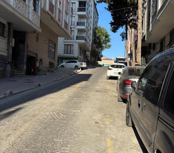 Bahçelievler kocasinan merkez mah de kiralık 210 m² giriş. kat dükkan