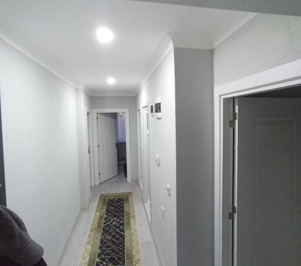istanbul Arnavutköy yunus emre mah de havalimanına yakın satılık 85m² 2+1 –bahçe.kat daire