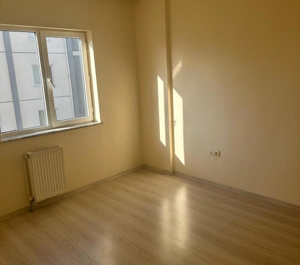 Arnavutköy hadımköy mah de  havalimanına yakın site içinde kiralık 120m² 3+1 – 2. kat daire