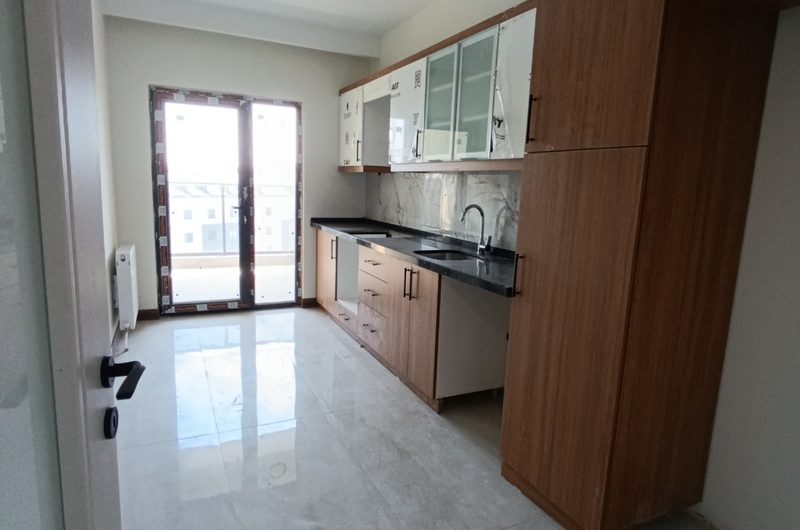 istanbul Arnavutköy Hadımköy mah de butik site içinde satılık 130 m² 3+1 -2. kat daire