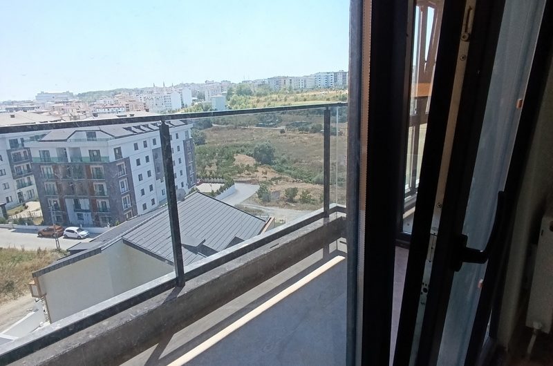 istanbul Arnavutköy Hadımköy mah de butik site içinde satılık 180 m² 5+1 – dubleks. kat daire