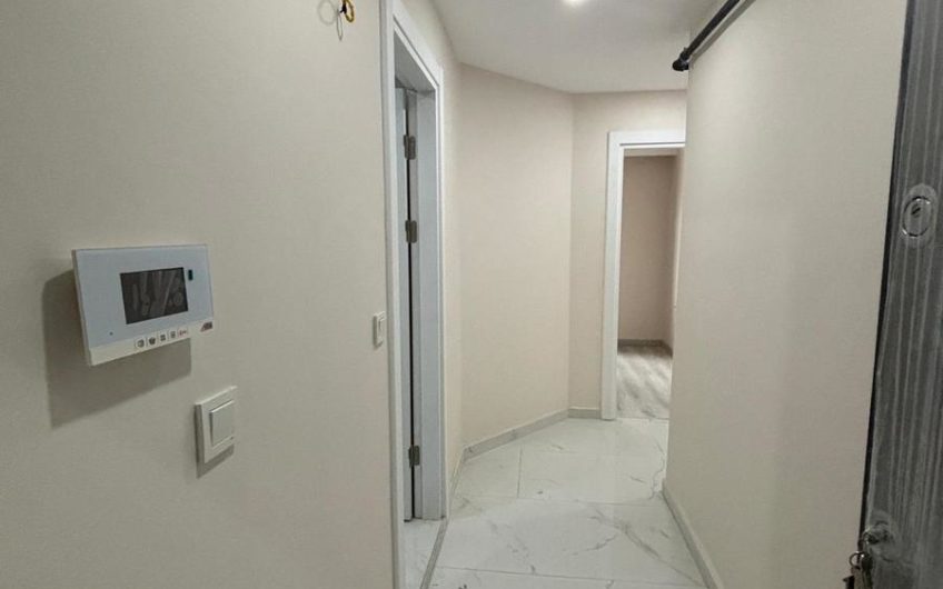 istanbul Bahçelievler Şirinevler mah de kiralık 80m² 2+1- Yüksek giriş kat daire