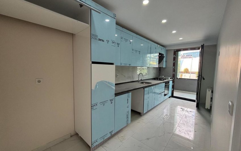 Bahçelievler Şirinevler mah de kiralık 125m² 3+1- 1. kat daire