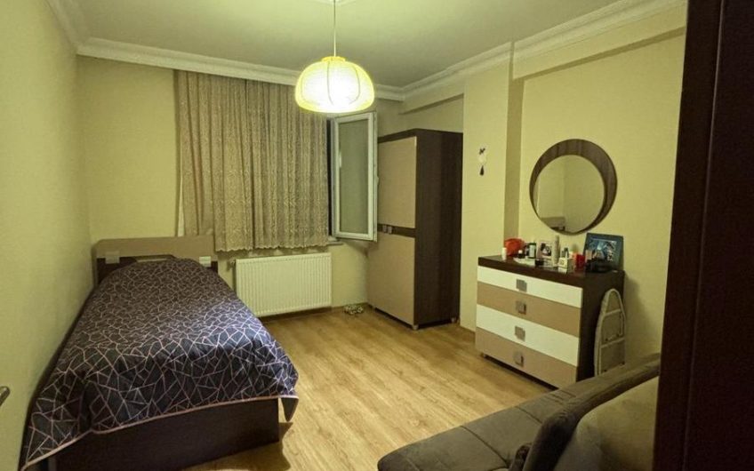 istanbul Bahçelievler kocasinan mah de satılık 90m² 2+1-1.kat daire