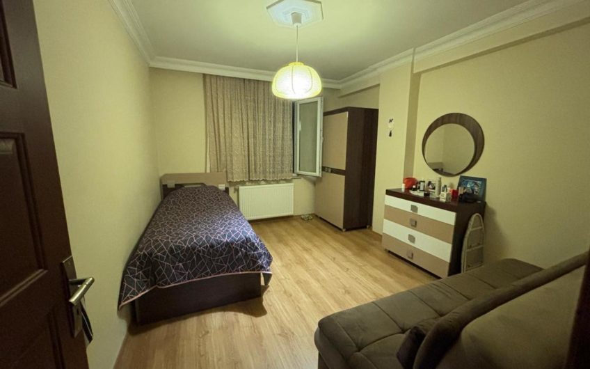 istanbul Bahçelievler kocasinan mah de satılık 90m² 2+1-1.kat daire